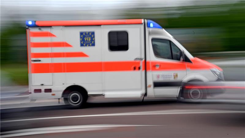 Eine deutsche Touristin wurde in Griechenland von einem herabstürzenden Balkon getroffen und starb. (Symbolbild)