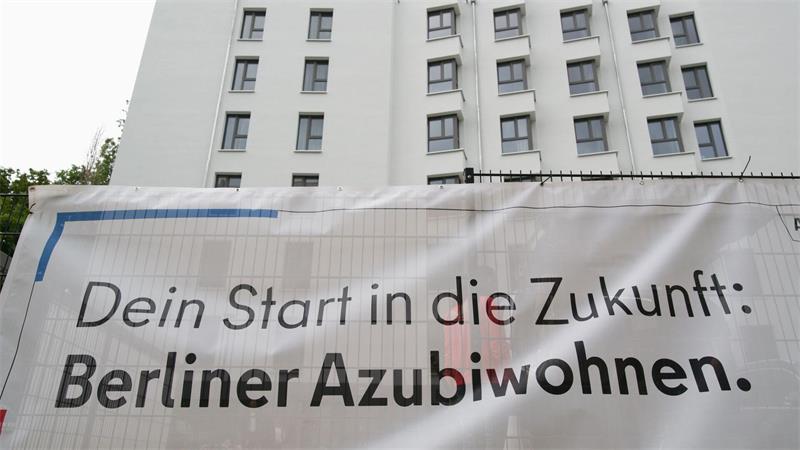 DGB-Studie: Jeder zweite Azubi fühlt psychische Belastung Eine eigene Wohnung ist für Azubis oft nicht drin. (Archivbild)