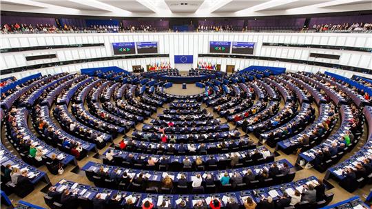 Eine knappe Mehrheit der Abgeordneten stimmte dafür, noch keine finalen Verhandlungen mit den EU-Staaten aufzunehmen. 