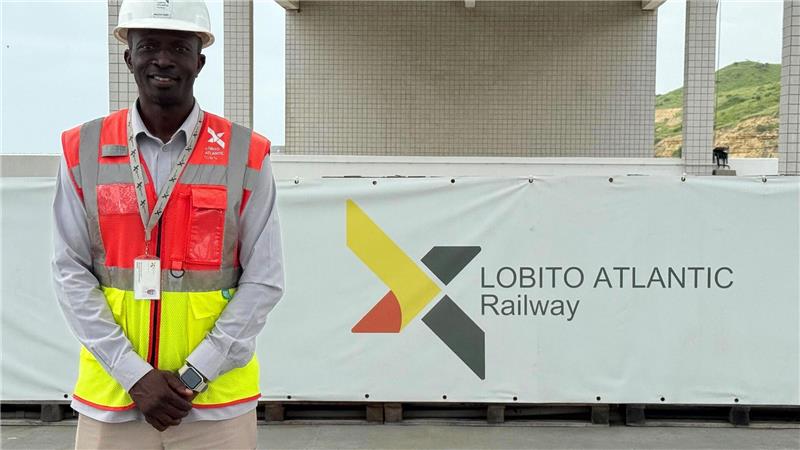 Eine neue Handelsroute bringt kritische Rohstoffe in wenigen Tagen nach Europa.