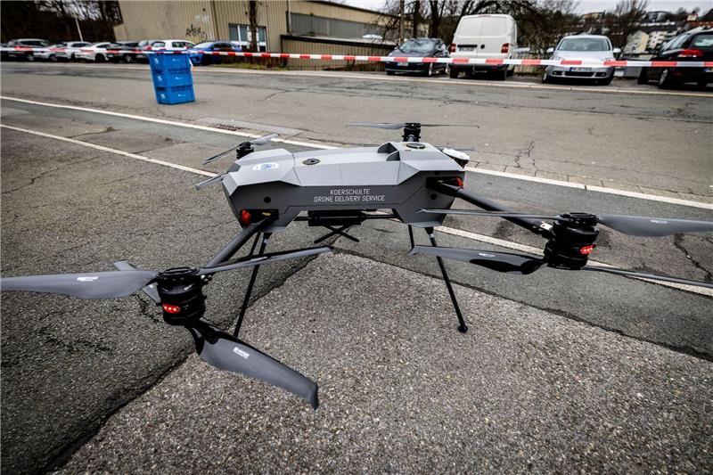 Eine voll automatisierte Drohnen-Flotte soll Unternehmen in Lüdenscheid, die vom A45-Rahmede-Brückendesaster stark belastet ist, dringend benötigte Teile über die Staus hinweg aus der Luft anliefern.