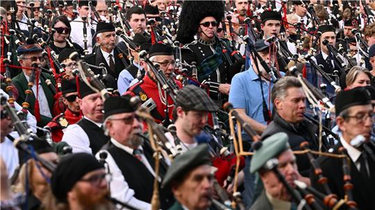 Eine von AC/DC’s berühmtesten Rockhymnen erfüllte die Innenstadt.