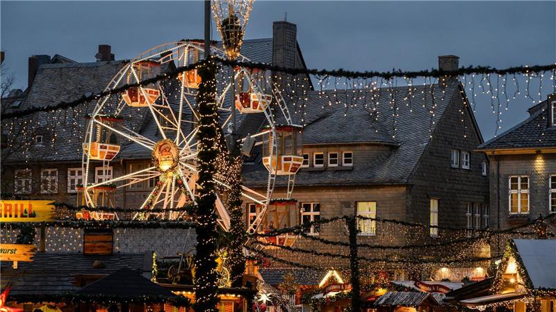 Europaweit top - Was der Weihnachtsmarkt Goslar bietet Einen Besuch um Riesenrad sollten Besucher nach Angaben der Stadt nicht verpassen.