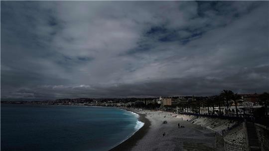 Einen Tag nach einem Stromausfall in Cannes war auch in Nizza kurz der Strom weg. (Archivbild)