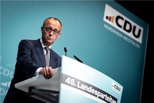 Einer aktuellen Umfrage zufolge liegt die CDU gemeinsam mit der CSU bei 31 Prozent der Stimmen.