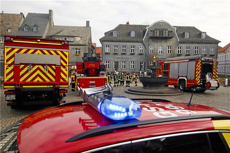 Einer der Einsätze im vergangenen Jahr: Bombendrohung im November am Goslarer Marktplatz.  Archivfoto: Epping