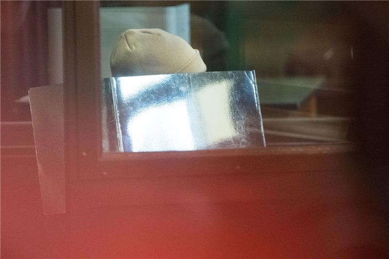 Mutmaßliche Vergewaltigung in Berlin - Prozess geplatzt Einer der drei Angeklagten zu Prozessbeginn Mitte Januar.