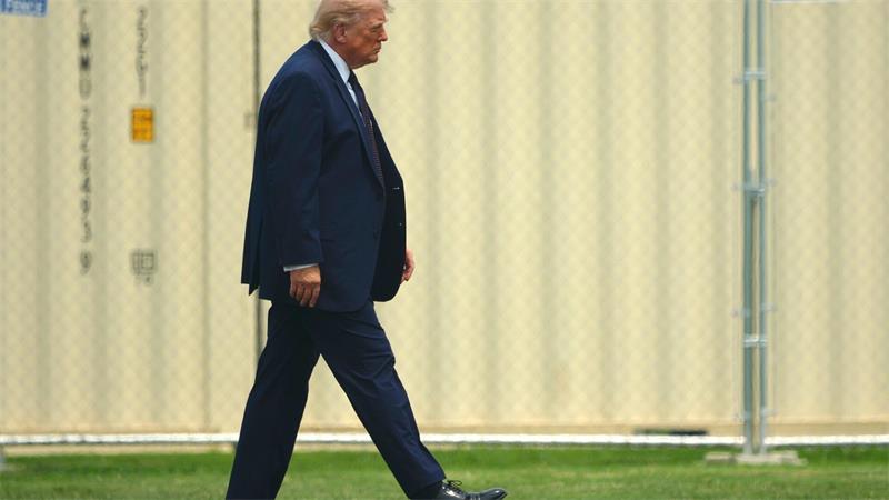 Ende von Trumps weltweiten Zöllen: Wann kommen die nächsten? Eines der Lieblingsworte von US-Präsident Trump, bei seinen Landsleuten unbeliebt: Zölle. (Archivbild)
