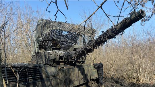 Einige Militärbeobachter folgern aus Angaben zum Frontgeschehen, dass die Ukraine eine erste Frühjahrsoffensive der Russen habe abwehren können. 