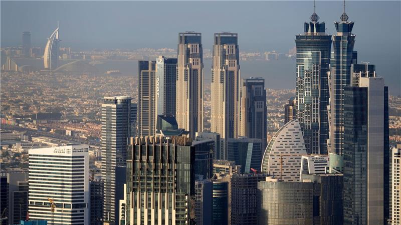 Einige beliebte Reiseziele liegen in der Golfregion, etwa Dubai – hier sind nun viele deutsche Urlauber gestrandet. (Archivbild)