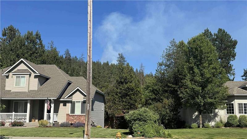 Schütze lockt Feuerwehr in den USA in tödlichen Hinterhalt Einsatzkräfte rücken zu einem Feuer aus - unvermittelt schießt jemand auf sie.