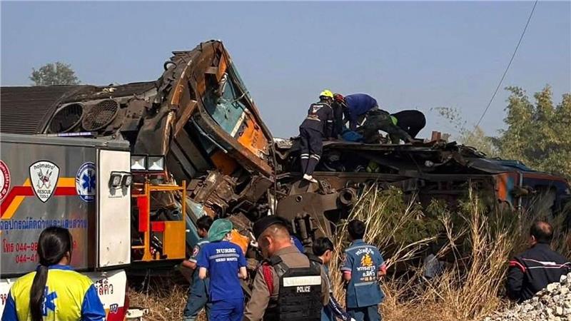 Einsatzteams versuchten, eingeschlossene Menschen zu befreien.