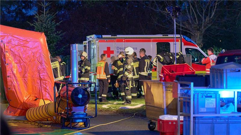 Einsatztkräfte sind im hessichen Runkel im Einsatz.