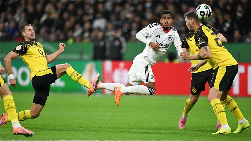 Eintracht Frankfurt und Borussia Dortmund lieferten sich einen Pokal-Fight.
