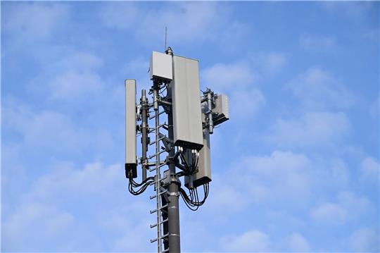 «Eklatantes Ungleichgewicht» auf dem deutschen Mobilfunkmarkt: Die Konkurrenz der großen Netzbetreiber fordert einen besseren Wettbewerb.