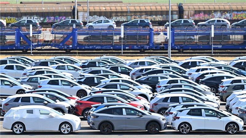 VW dominiert den deutschen E-Auto-Markt Elektroautos aus dem VW-Konzern dominieren den deutschen Markt.