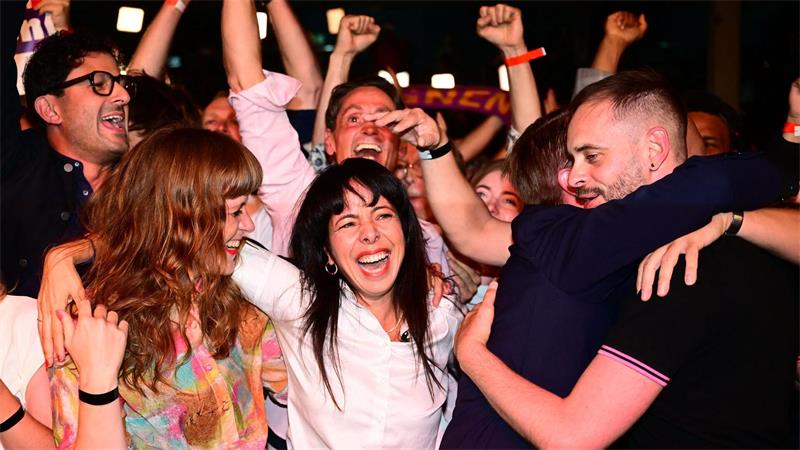 „Stadt verändern“: Linke greift in Berlin nach der Macht Elif Eralp ist die Freude deutlich anzusehen.