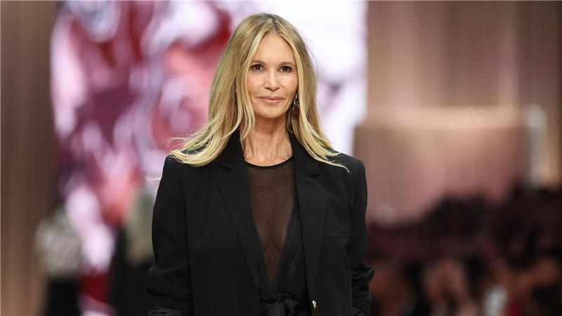 Elle Macpherson reagiert selbstbewusst auf Kritik im Netz. (Archivbild)