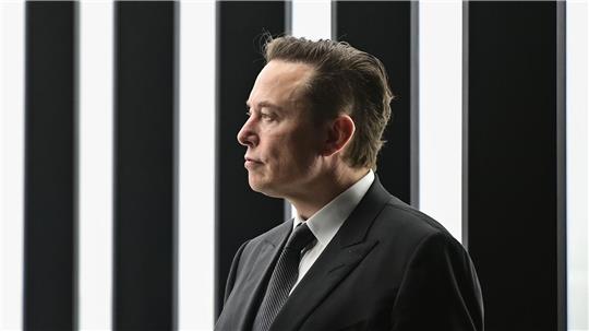 Elon Musks Unternehmen Tesla wird dieses Jahr nicht an der IAA teilnehmen. (Archivbild)