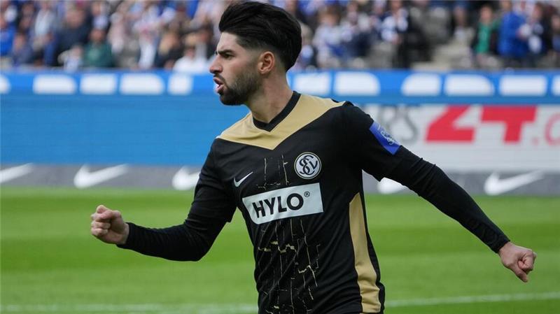 1:4 gegen Elversberg: Hertha erlebt Heim-Debakel Elversbergs Sahin erzielt gegen Hertha das erste Tor des Tages.