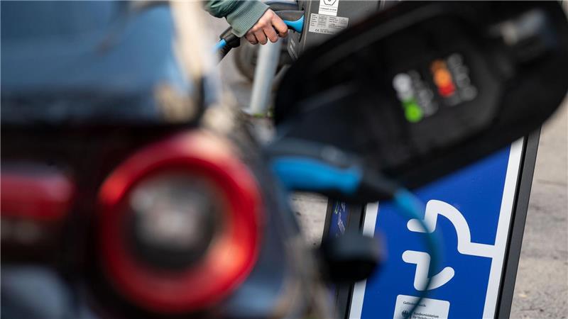 EnBW hat die Ausbauziele bei Ladepunkten gesenkt. (Archivbild)