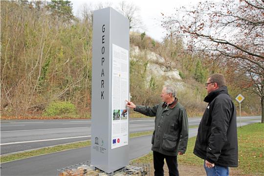 Ende 2020 wird an der L 500 bei Liebenburg eine Geopark-Stele aufgestellt, die über geologische Besonderheiten der Umgebung aufklärt.  Archivfoto: Düber