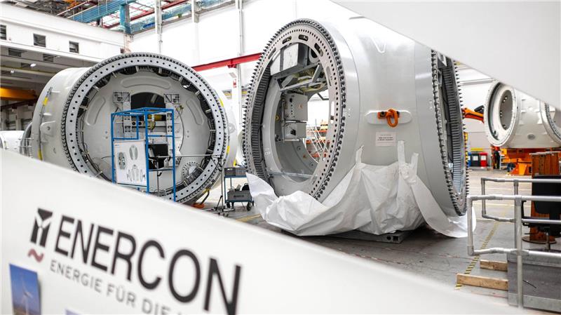 Enercon ist einer der größten deutschen Windkraftanlagenhersteller mit Sitz in Ostfriesland. (Archivbild)