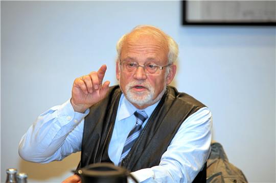 Engagierter Streiter: Reinhard Guischard im Januar 2011 als Teilnehmer einer GZ Diskussionsrunde zum Hartz IV-Geld. Foto: GZ-Archiv