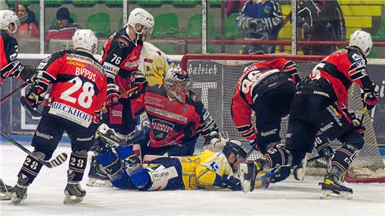 Enge Spiele, volle Ränge: Die Eishockey-Regionalliga Nord ist derzeit ein Erfolgsmodell.