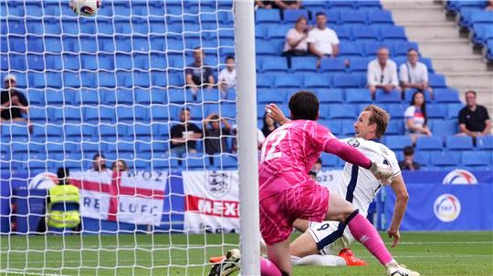 Englands Kapitän Harry Kane erlöste seine Mannschaft mit dem 1:0 gegen den Fußball-Zwerg Andorra.