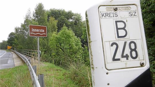 Entlang der Bundesstraße 248 bei Hohenrode soll sich der Damm des neuen Hochwasserrückhaltebeckens für die Innerste erstrecken.