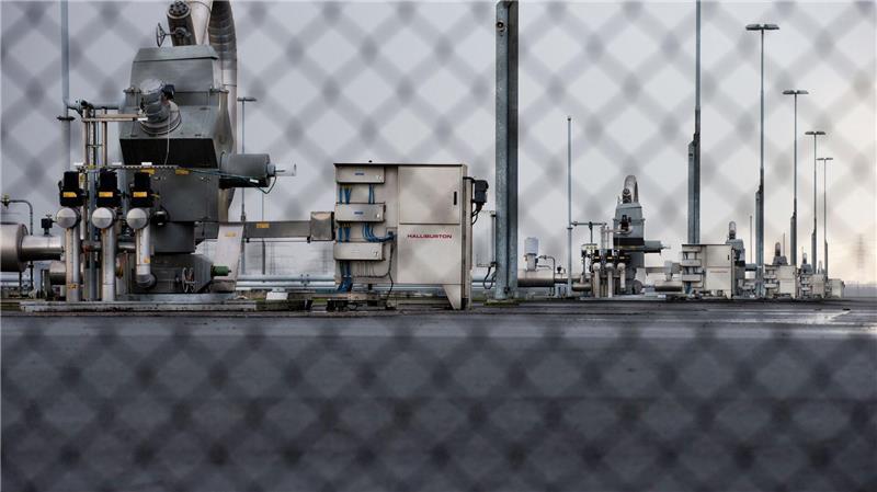 Erdbeben sind in der Provinz an der Grenze zu Niedersachsen keine Seltenheit: Sie werden durch die jahrzehntelange Förderung von Erdgas in der Region verursacht. (Archivbild)