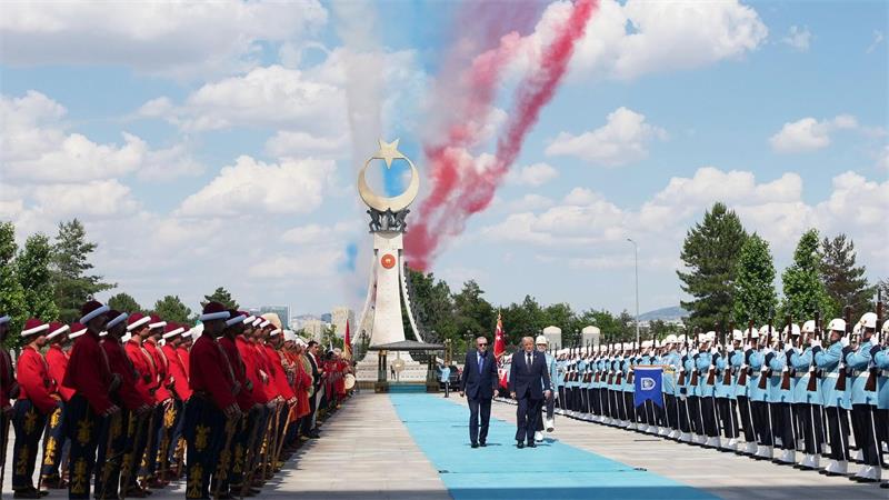 Erdogan bereitet Trump einen pompösen Empfang.
