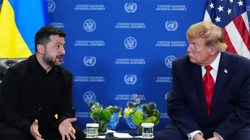 Erhöht der US-Präsident Donald Trump mit einer geringeren Weitergabe von Aufklärungsdaten und einer Starlink-Drosselung den Druck auf den ukrainischen Präsidenten Wolodymyr Selenskyj? (Archivbild)
