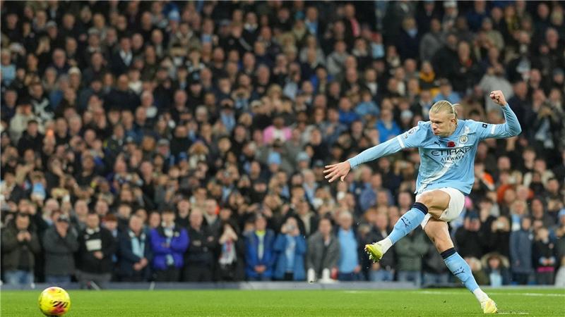 Erling Haaland vergab einen Strafstoß, erzielte aber die Führung für Manchester City.