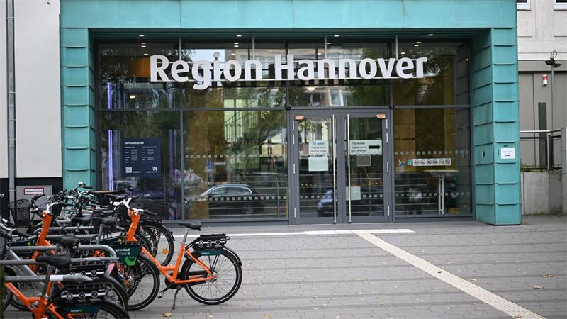 Berliner SPD: Spende von 9.900 Euro zurücküberwiesen Ermittelt wird von der Staatsanwaltschaft Hannover.
