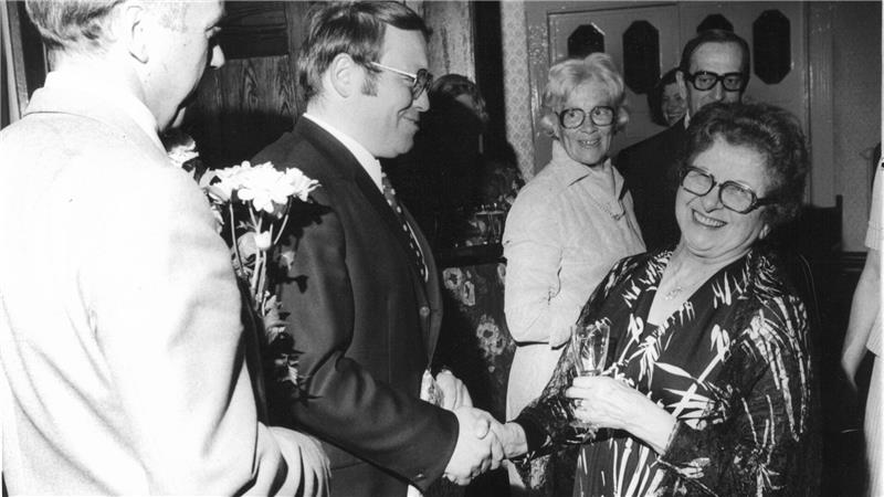Erna Strünckmann (rechts) ließ im Keller der Villa eine orthodoxe Kapelle einrichten.