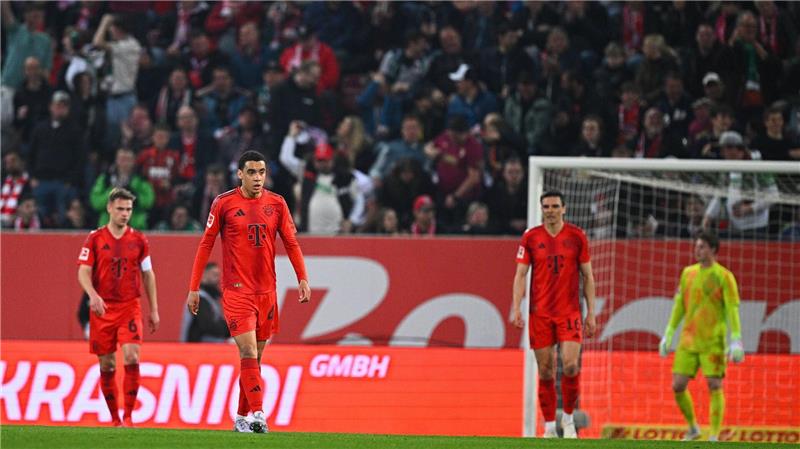Schock für Bayern: Musiala fehlt wohl verletzt gegen Inter Erst Torschütze, dann verletzt raus: Bayern-Star Jamal Musiala (M).