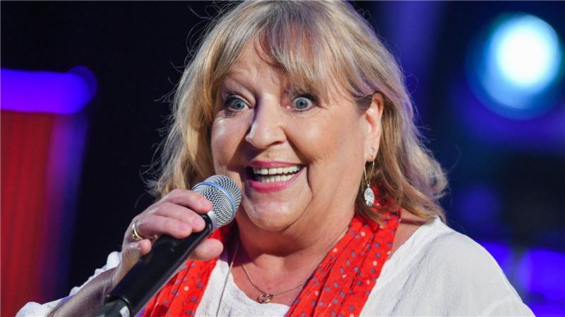 Sie war „die Lütte“: Angelika Mann ist tot Erst schlug sie einen anderen Weg ein: eine Ausbildung zur Apothekerin. (Archivbild)