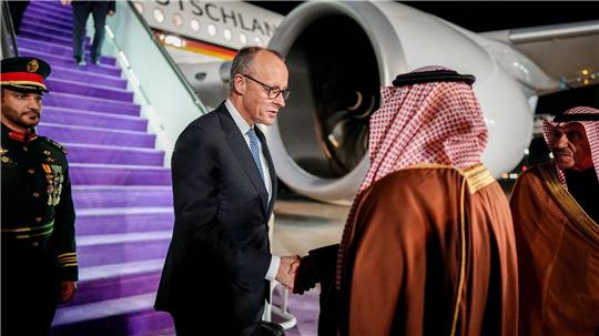 Erste Station der Kanzler-Reise durch die Golfregion ist Saudi-Arabien.