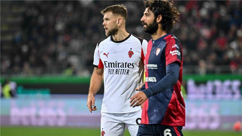 Erstes Spiel, erster Sieg - aber noch kein Tor: Milans neuer Stürmer Niclas Füllkrug (li.).