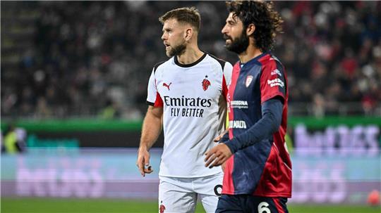 Erstes Spiel, erster Sieg - aber noch kein Tor: Milans neuer Stürmer Niclas Füllkrug (li.).