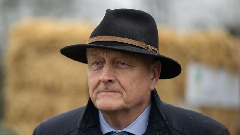 Bauernpräsident schließt weitere Proteste nicht aus Es brauche einen gesellschaftlichen Konsens, dass Lebensmittel keine Selbstverständlichkeit sind und ihren Wert haben, findet Rukwied.