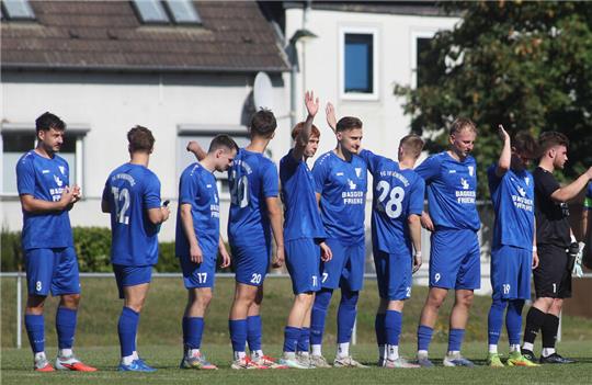 Es darf noch mal gegrüßt werden: Die abgebrochene Partie zwischen der FG Vienenburg/Wiedelah und dem KSV Vahdet Salzgitter bekommt eine Neuauflage. Foto: Gietemann