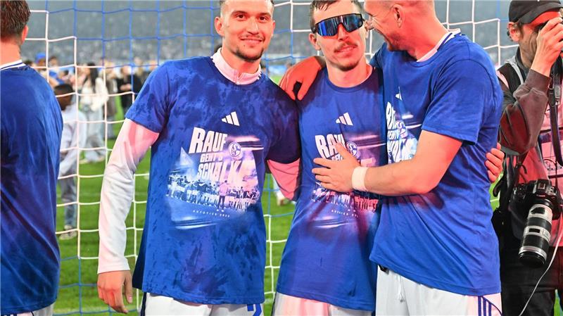 Es dürfte eine lange Nacht für die Schalker werden. 