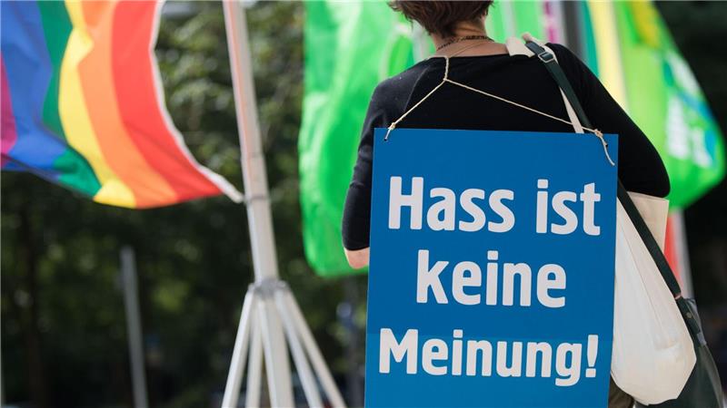 Berlin widerspricht US-Report zu Menschenrechtslage „Es findet hier in Deutschland keine Zensur statt“, betonte der stellvertretende Regierungssprecher Steffen Meyer in Berlin. (Symbolbild)