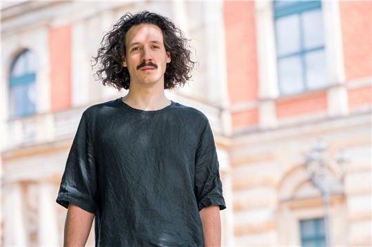 «Es geht nicht um Verrenkungen oder Zugeständnisse an den Geschmack»: Regisseur Valentin Schwarz.