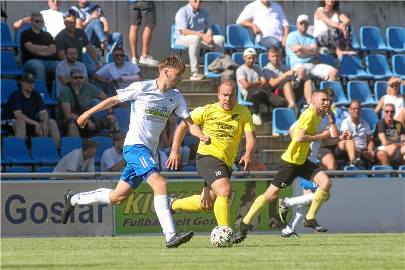 SV Rammelsberg und GSC 08 gefordert Es geht ohne Pause weiter: Felix Rühle (li.) und der GSC 08 werden am Mittwoch im Bezirkspokal gefordert, Marcel Herbst und der SV Rammelsberg im Ligabetrieb. Foto: Gietemann