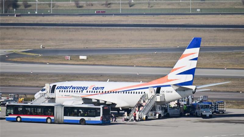 Es ist bereits der zweite Charterflug für Afghaninnen und Afghanen, die von Islamabad nach Deutschland gebracht werden.