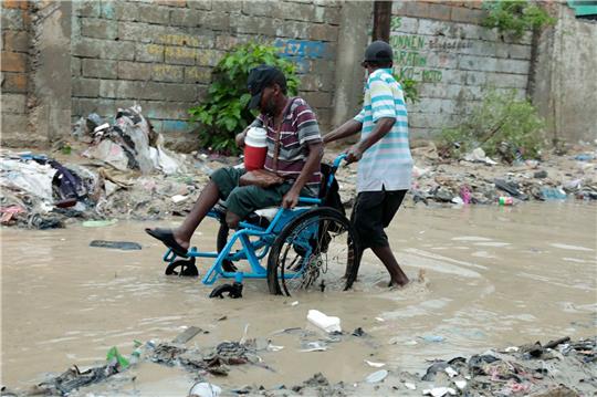 «Es ist dringend notwendig, zu handeln. Das Überleben einer ganzen Nation steht auf dem Spiel», sagt UN-Menschenrechtsexperte William O'Neill über die Menschenrechtslage in Haiti.